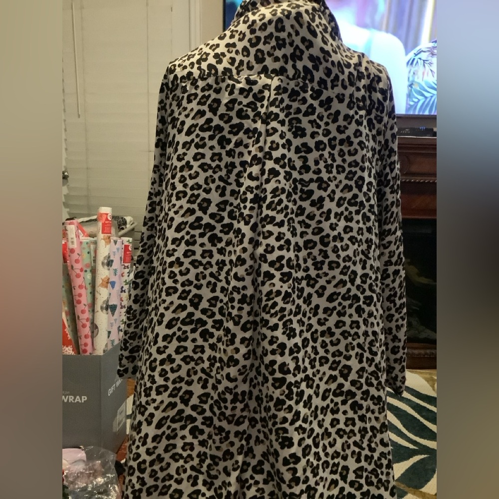 LOWEST🌺 NWT STEP IN STYLE 3X LEOPARD BUTTON FRONT Hi-Lo DUSTER - Picture 5 of 10